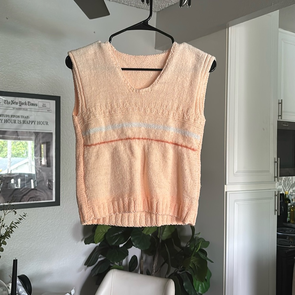 Cropped peach vest